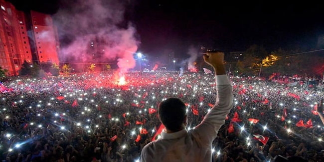 Ekrem İmamoğlu'nun seçim kampanyasına ödül