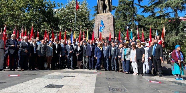 Atatürk'ün Trabzon'a gelişinin 98'inci yıl dönümü kutlandı