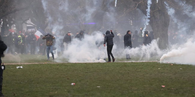 Brüksel'de olaylı gösteri: Gözaltı sayısı 230'a çıktı