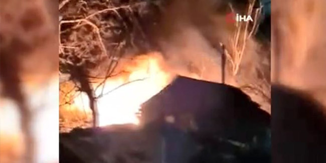 Şişli'de yangın paniği! İki katlı bina alev alev yandı