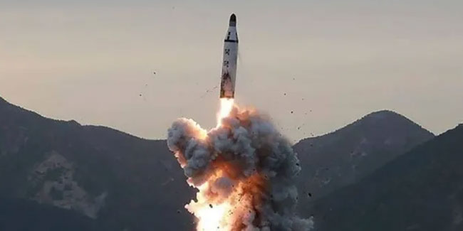 Kuzey Kore kısa menzilli 8 balistik füze denemesi yaptı
