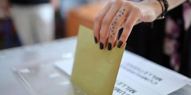 Yurt dışında 1 milyon 763 bin 361 seçmen oy kullandı