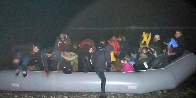 İzmir’de yeni yılın ilk günü 181 düzensiz göçmen yakalandı