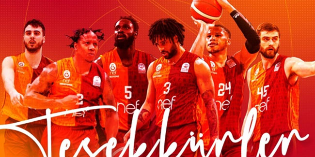 Galatasaray, yıldızlarına veda etti