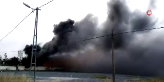Başakşehir’deki bir fabrikada yangın çıktı