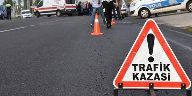 Kilis'te feci kaza! Otomobil ve ticari araç çarpıştı: 2 yaralı