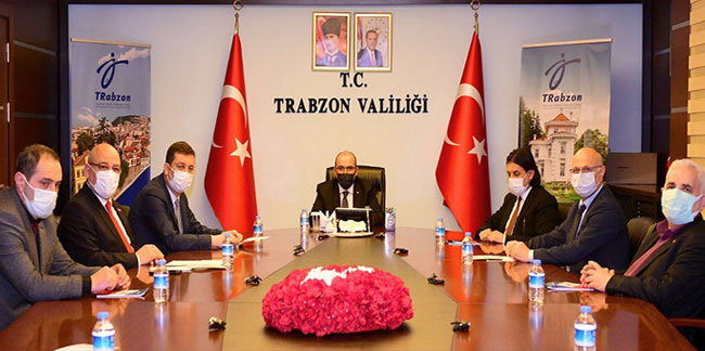 Trabzon'da esnaflar koronavirüs için toplandı!