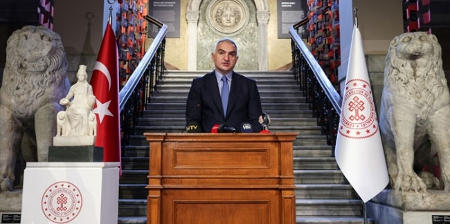Kültür ve Turizm Bakanı Ersoy, 'Kybele' heykelinin tanıtımını yaptı