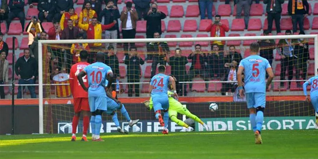 Kayserispor 2 penaltı golü buldu