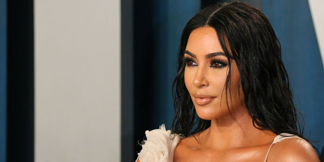Kim Kardashian'dan cesur pozlar