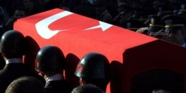 PKK'lı teröristlerden havanlı saldırı: 1 asker şehit