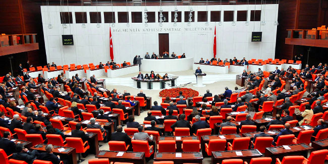 Meclis'e sunuldu! AK Parti'den 12 maddelik torba teklif