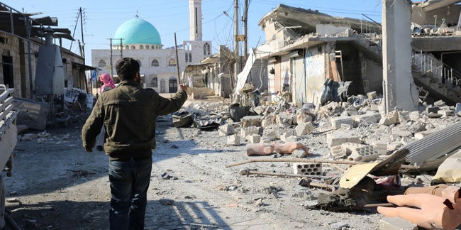 Suriye ordusu İdlib'te 6 sağlık tesisine saldırdı: Bir sivil öldü!
