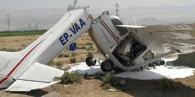 İran'da eğitim uçağı düştü: 2 ölü var