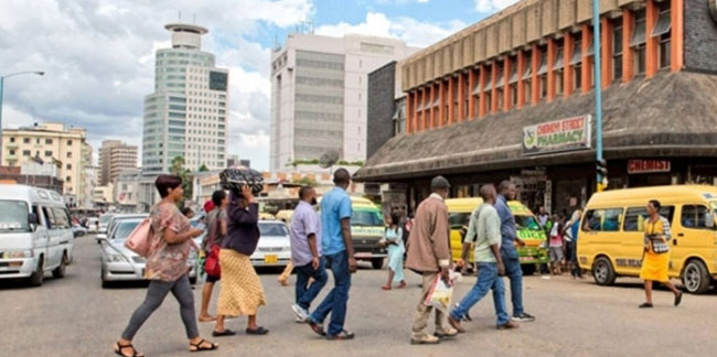 Zimbabve'de 10 bin kişiye işe gitmeden maaş verildiği ortaya çıktı