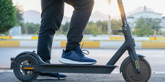 Dünyada ilk! Paris'te scooter'lar yasaklandı