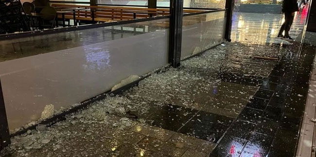 İsrail protestosunda olay çıktı! Kahve zinciri şubesinin camlarını kırdılar
