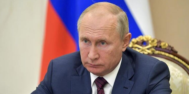  Rusya'da flaş gelişme: Putin iki bakanı görevden aldı!