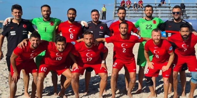 Plaj Futbolu Avrupa A Ligi Süper Finalleri'nde Türkiye yenildi ama ligde kaldı