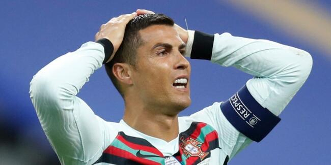 Cristiano Ronaldo koronavirüse yakalandı