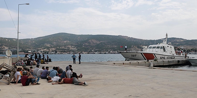 Yunanistan'ın denize bıraktığı 90 kaçak göçmen kurtarıldı