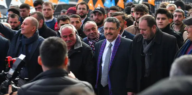 Trabzon Büyükşehir Belediye Başkan Adayı Ahmet Metin Genç: "Trabzon'da tulum çıkaracağız"