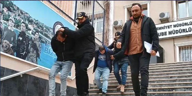 Kadıköy'de kendini polis olarak tanıtıp 500 bin lira dolandıran 2 şüpheli gözaltında 