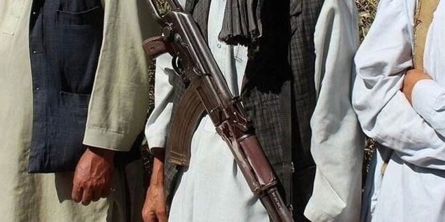 Taliban, silahlı saldırı düzenledi: 10 ölü