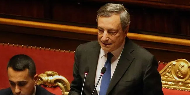 İtalya Başbakanı istifa etti!