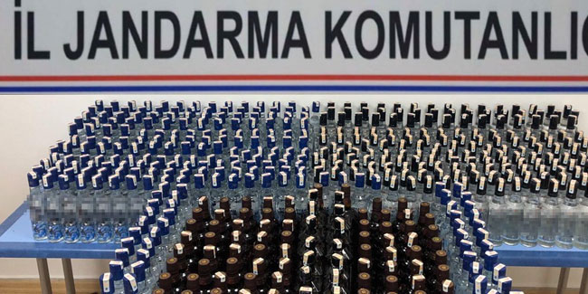 Jandarma 484 şişe kaçak içki ele geçirdi
