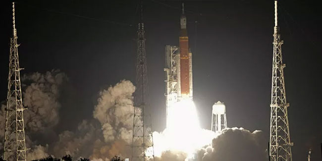 NASA'nın en güçlü roketi Artemis fırlatıldı!