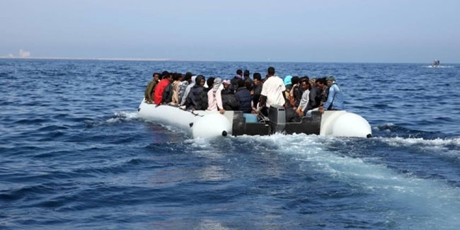 Göçmenleri taşıyan tekne battı: 12 ölü, 10 kayıp