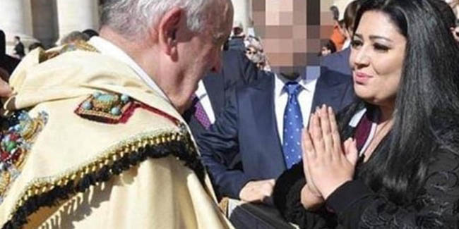 Teröristler için Papa'dan dua istedi !