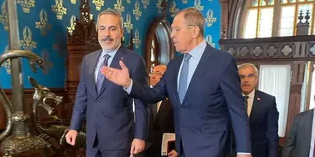 Hakan Fidan, dışişleri bakanı sıfatıyla ilk kez Rusya'da: Lavrov'la görüşmesi başladı