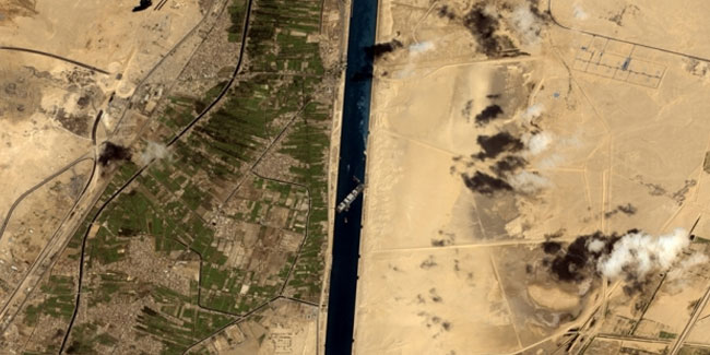 Süveyş Kanalı'nda sorunlar giderek büyüyor