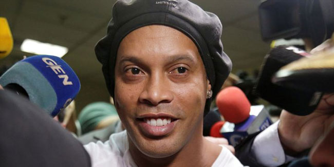 Ronaldinho ve kardeşi Paraguay'da tutuklandı
