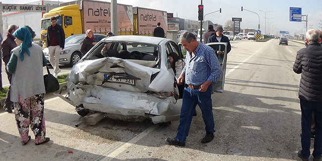 Bursa-Ankara yolunda zincirleme kaza: 3 yaralı