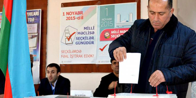 Azerbaycan’da halk, yerel seçimler için sandık başında