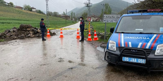 Amasya'da bir köy Kovid-19 nedeniyle karantinaya alındı