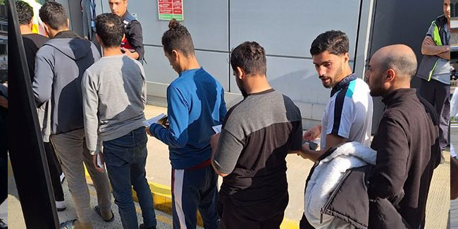 Yakalanan 20 düzensiz göçmen sınır dışı edildi