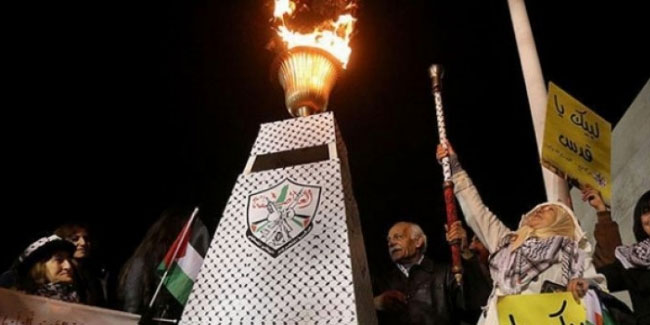 Filistin'de Lübnan'a destek gösterisi yapıldı