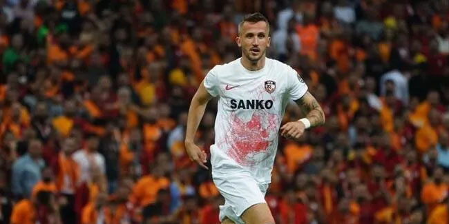 Gaziantep FK, Tomas Pekhart ile yollarını ayırdı