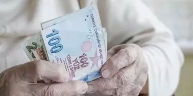 Tüm emeklileri ilgilendiriyor: 4 bin lira ek zam açıklaması