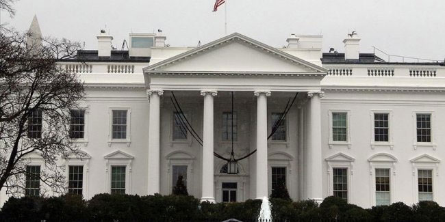 Beyaz Saray'da korona virüs alarmı  