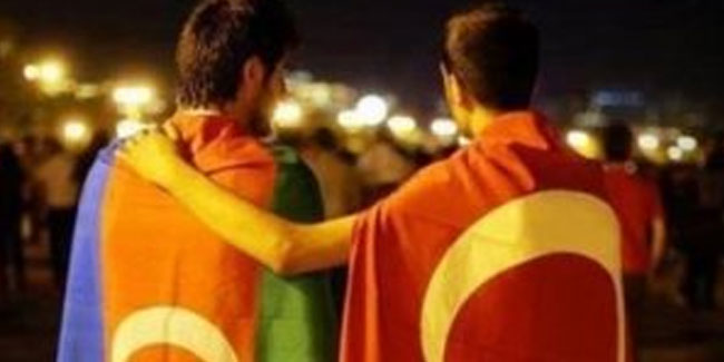 Azerbaycanlı gençler Türk ordusuna katılmak istiyor