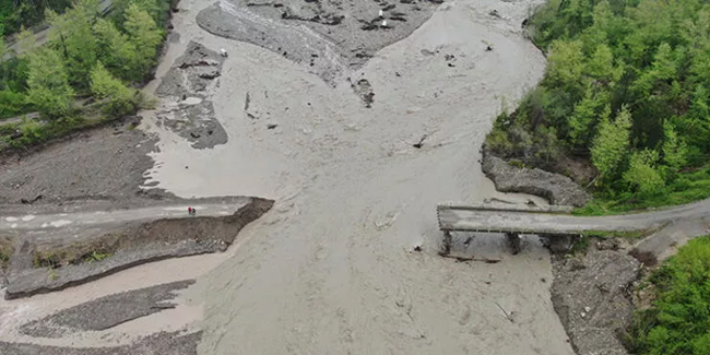 Kastamonu’da üçüncü kez sel afeti yaşandı: Çatalzeytin'de köprüler yıkıldı, yollar çöktü!