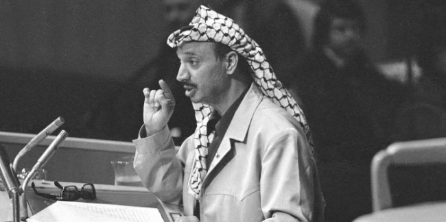 Tarihte Bugün: Yaser Arafat, Filistin Kurtuluş Örgütü başkanlığına getirildi