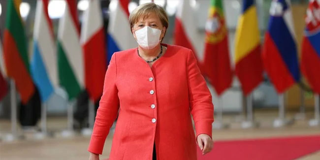Merkel'den "Dağlık Karabağ'da çatışmaların durdurulması" çağrısı