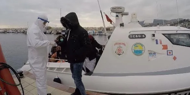 55 kaçak göçmeni, Sahil Güvenlik ekibi kurtardı