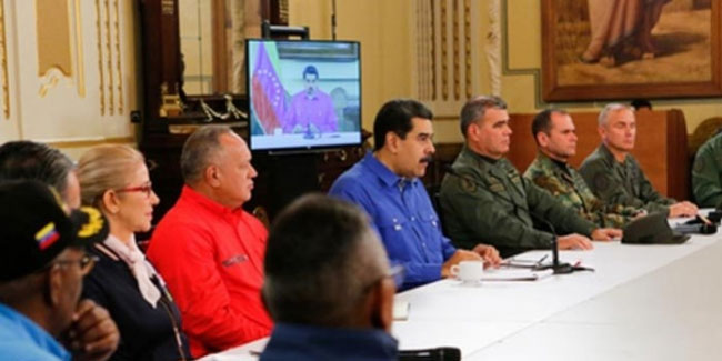 Maduro, Rusya'ya borcunu Ruble olarak ödedi